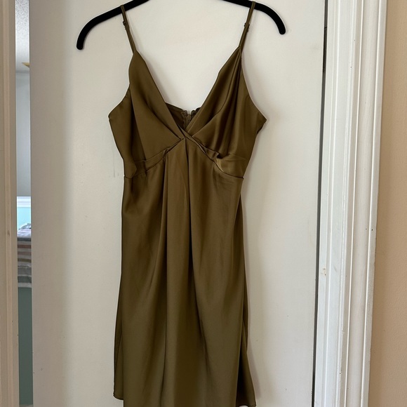 army green dress - Picture 2 of 4